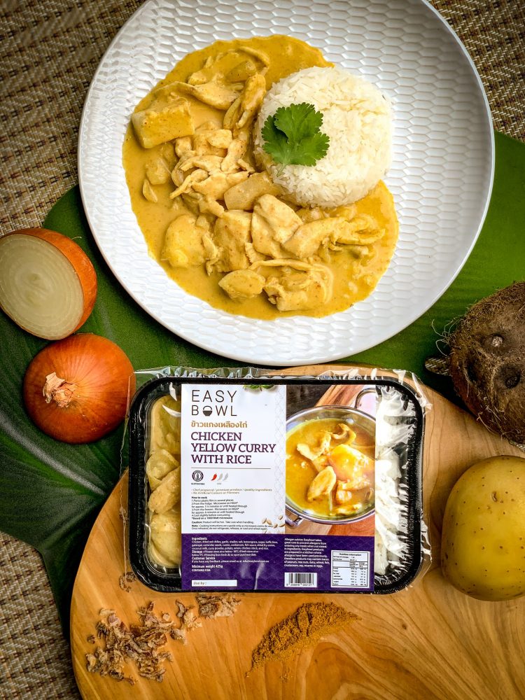 Thai Yellow Curry with chicken and rice